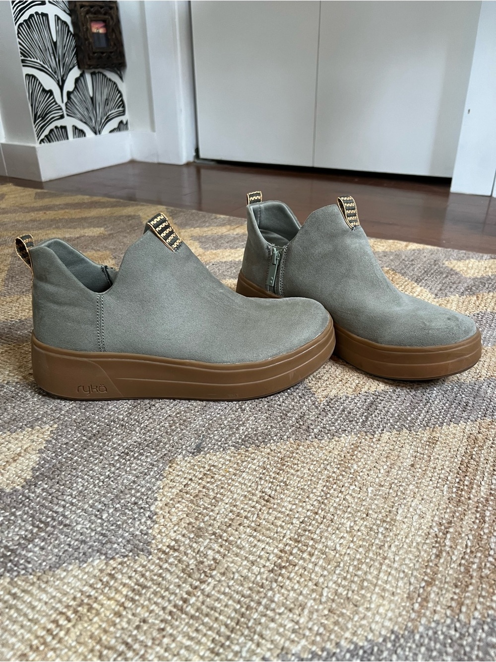 Ryka Sage Platform Wedge Sneaker Booties Women’s 8 Wide